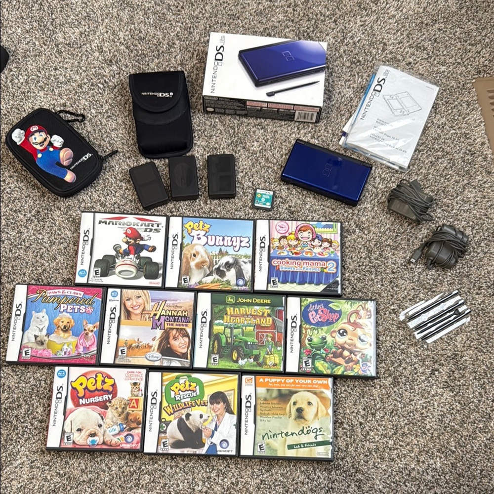 Nintendo DS Lite and Games Bundle